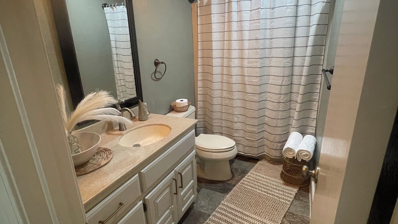 Photo of Bathroom in Coffeyville