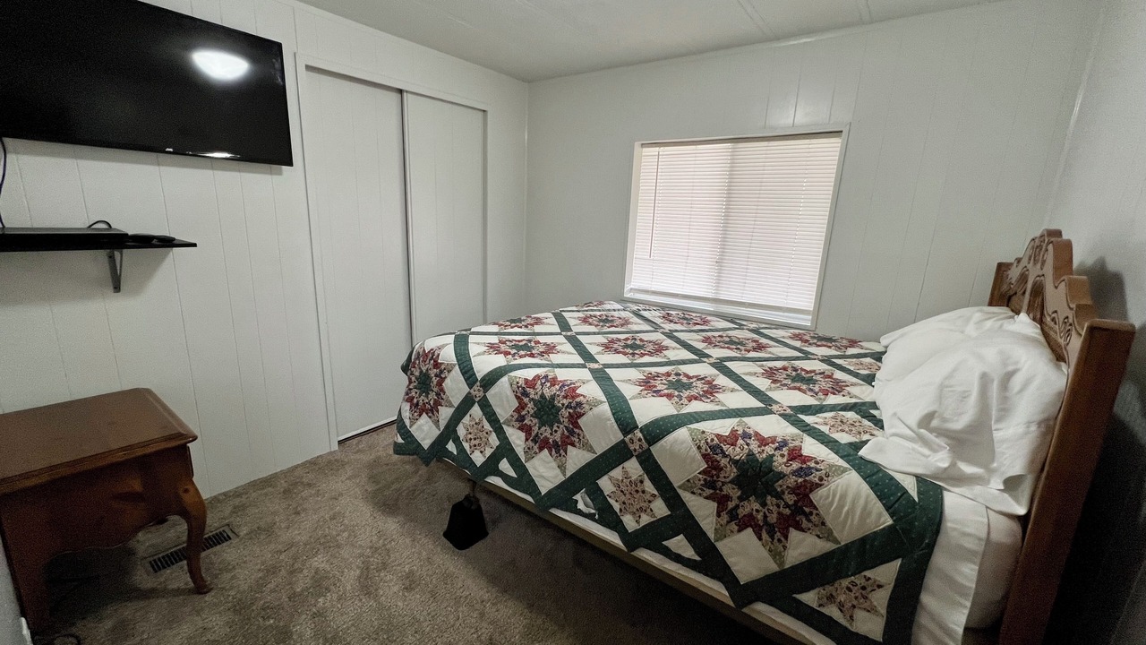 Photo of Bedroom in Elwood