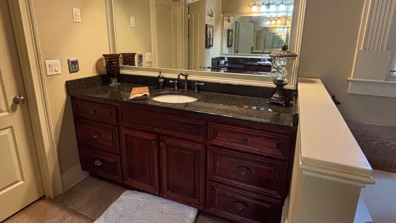 Photo of Bathroom in Stone Mountain