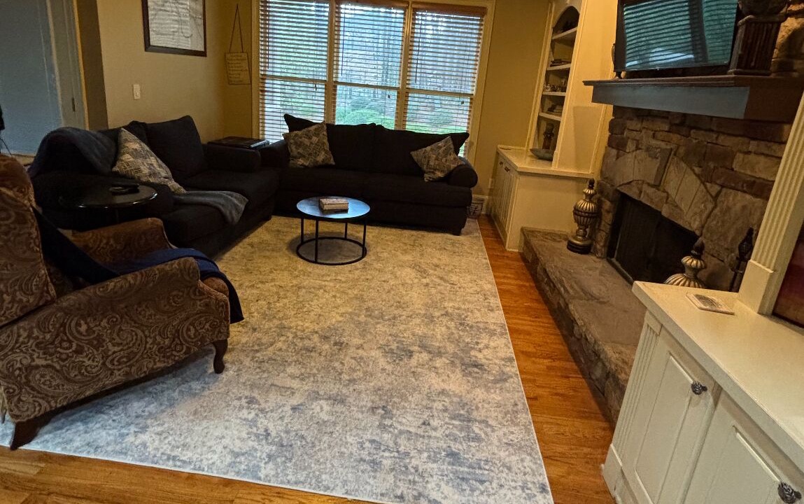 Photo of Livingroom in Stone Mountain