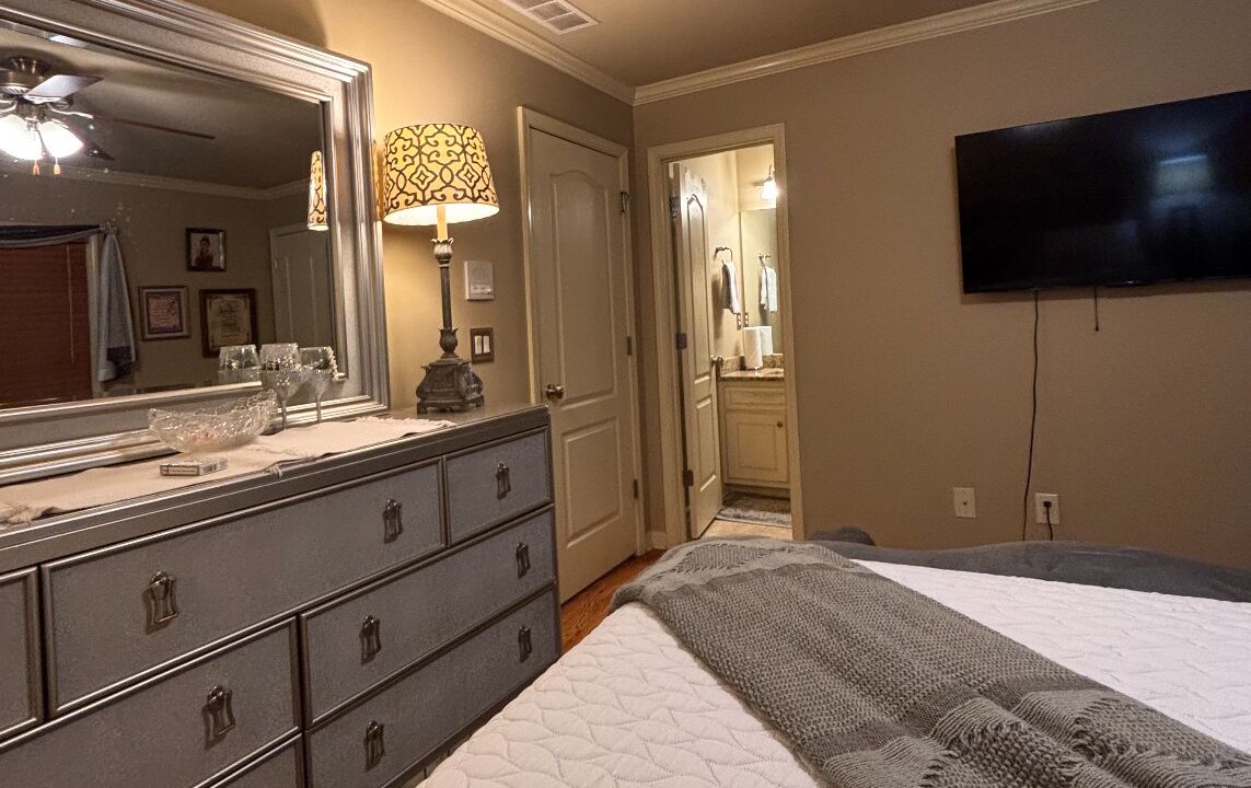 Photo of Bedroom in Stone Mountain