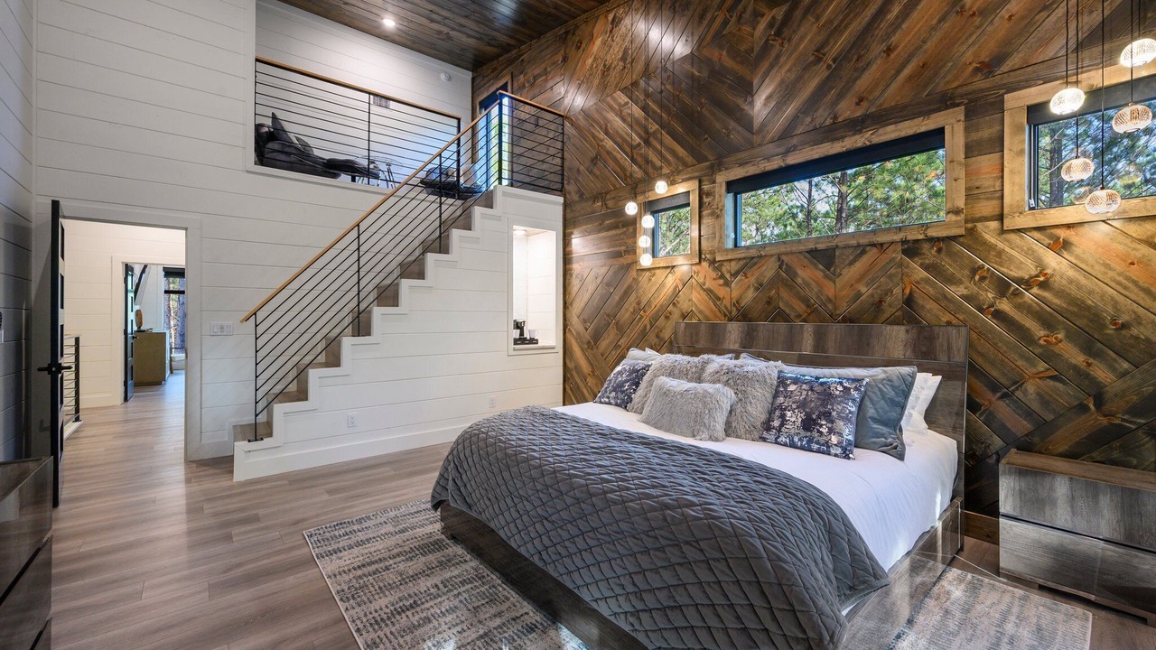 Photo of Bedroom in Hochatown
