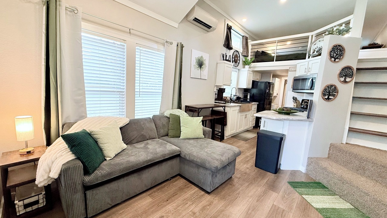 Photo of Livingroom in Sheridan