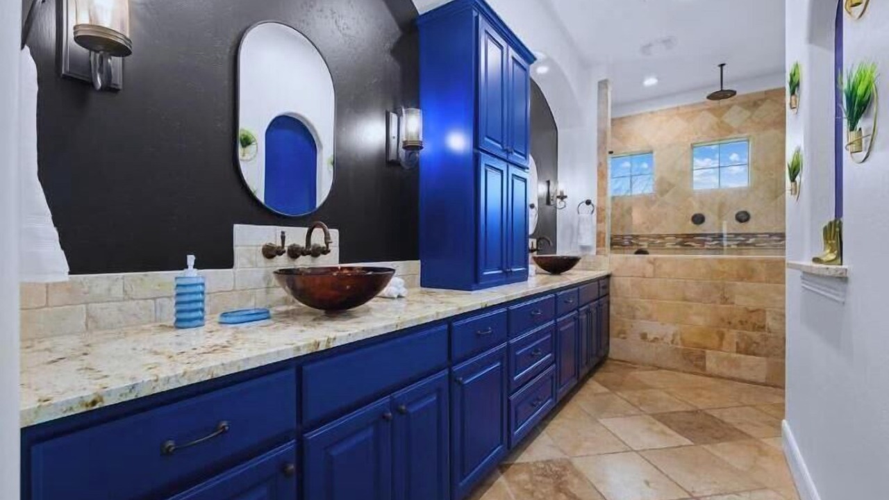 Photo of Bathroom in River Ridge
