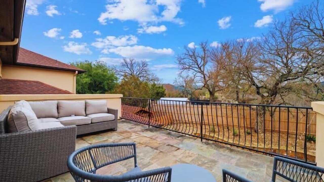 Photo of Patio Balcony in River Ridge