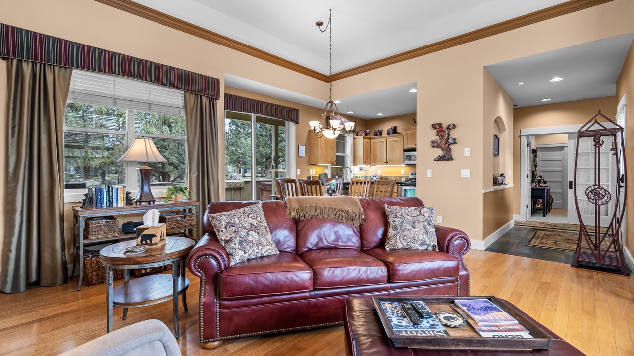 Photo of Livingroom in Redmond