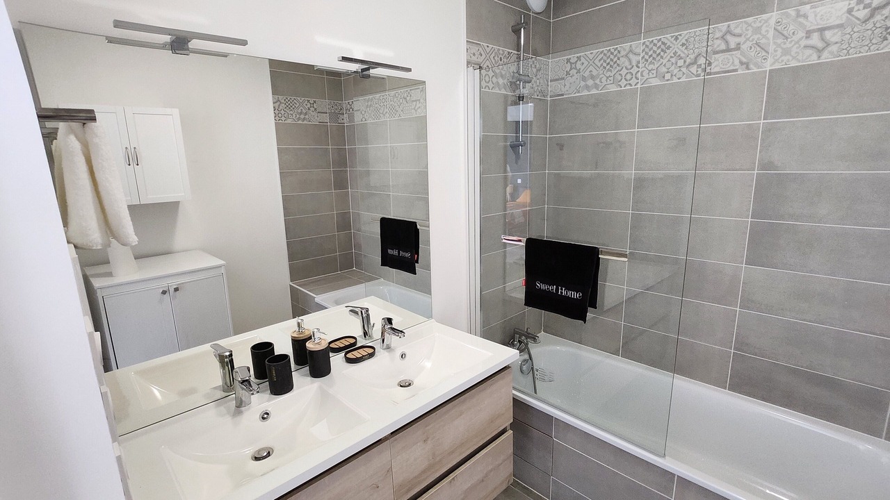 Photo of Bathroom in Trois Cocus - Borderouge - Croix-Daurade - Paleficat
