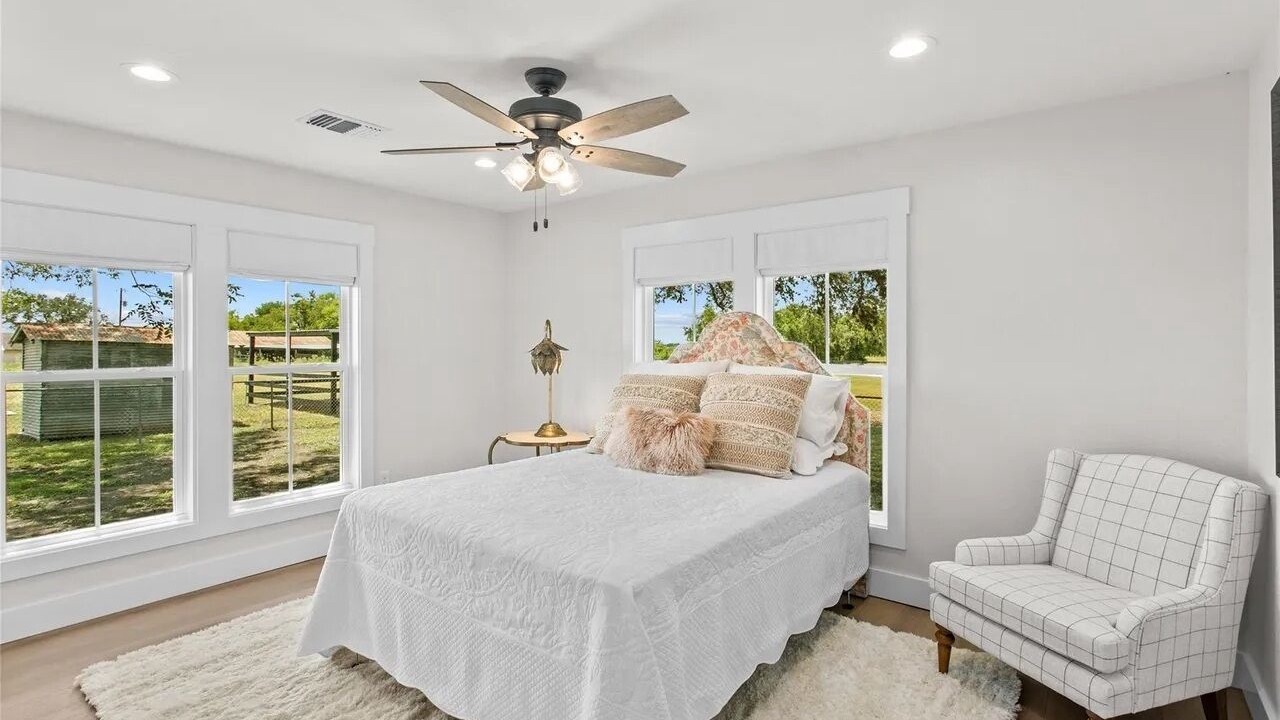 Photo of Bedroom in Warrenton