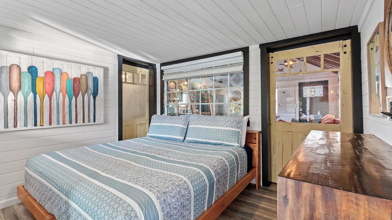 Photo of Bedroom in Bayview