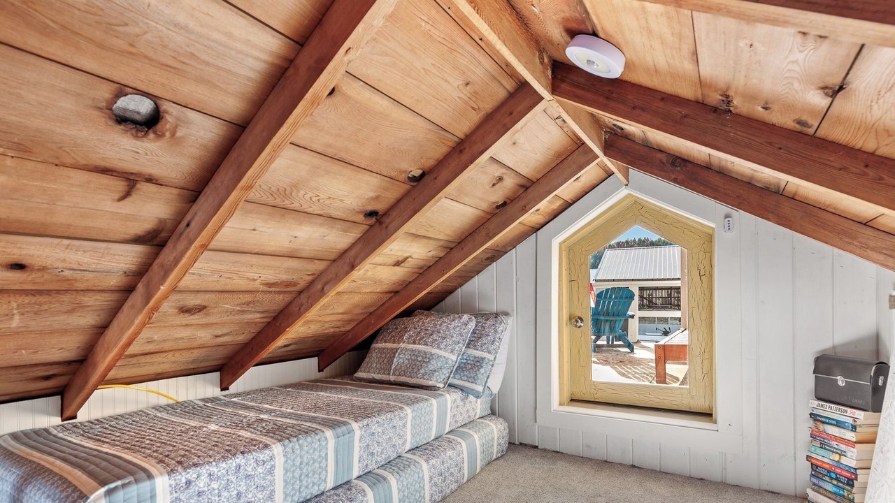 Photo of Bedroom in Bayview
