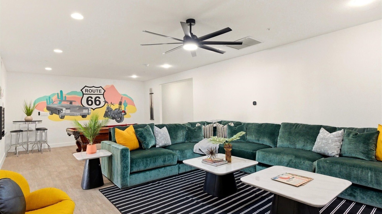Photo of Livingroom in Cox Heights