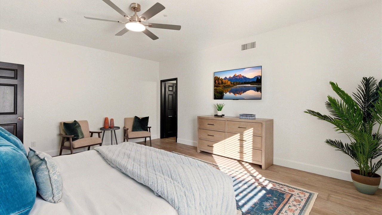 Photo of Bedroom in Cox Heights