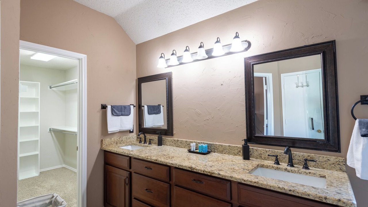 Photo of Bathroom in Frisco
