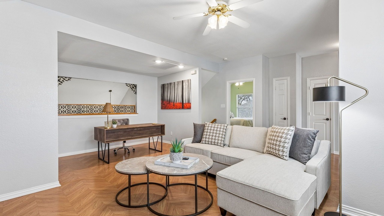 Photo of Livingroom in Sachse