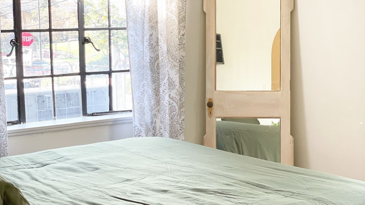 Photo of Bedroom in Downtown Knoxville