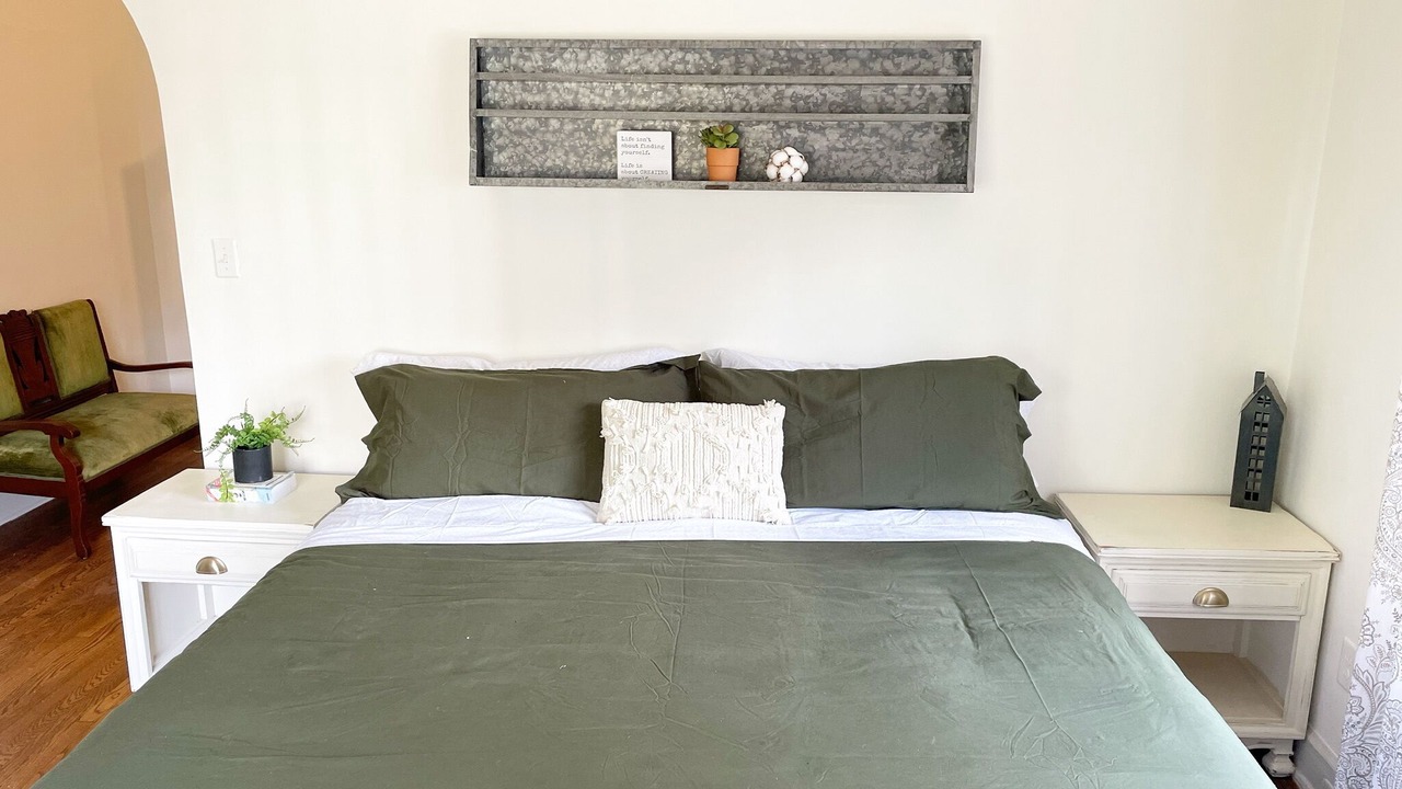 Photo of Bedroom in Downtown Knoxville