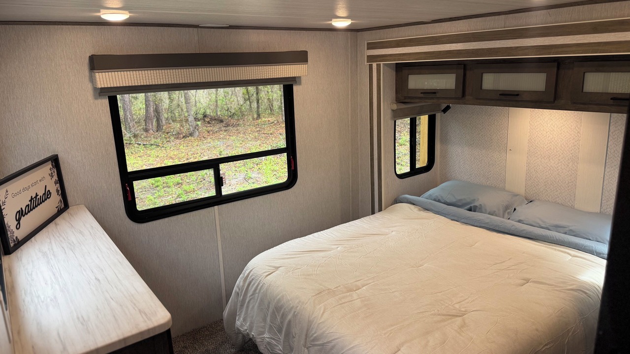 Photo of Bedroom in Brooksville