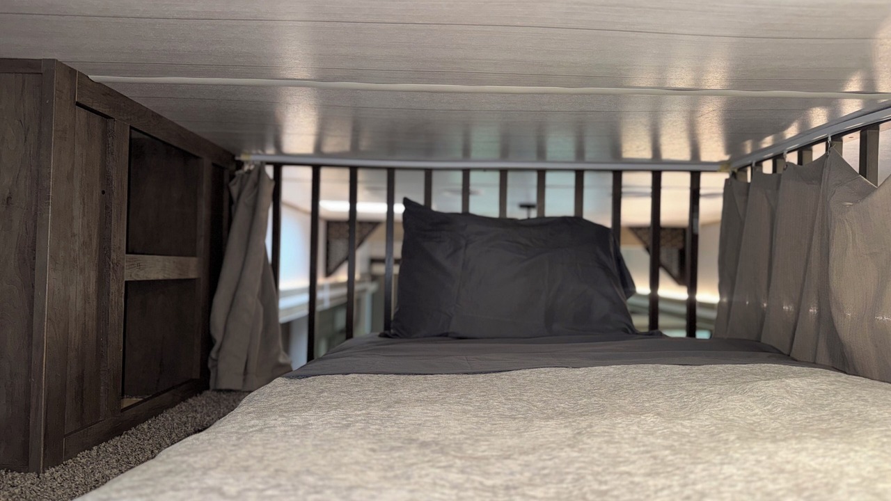 Photo of Bedroom in Brooksville