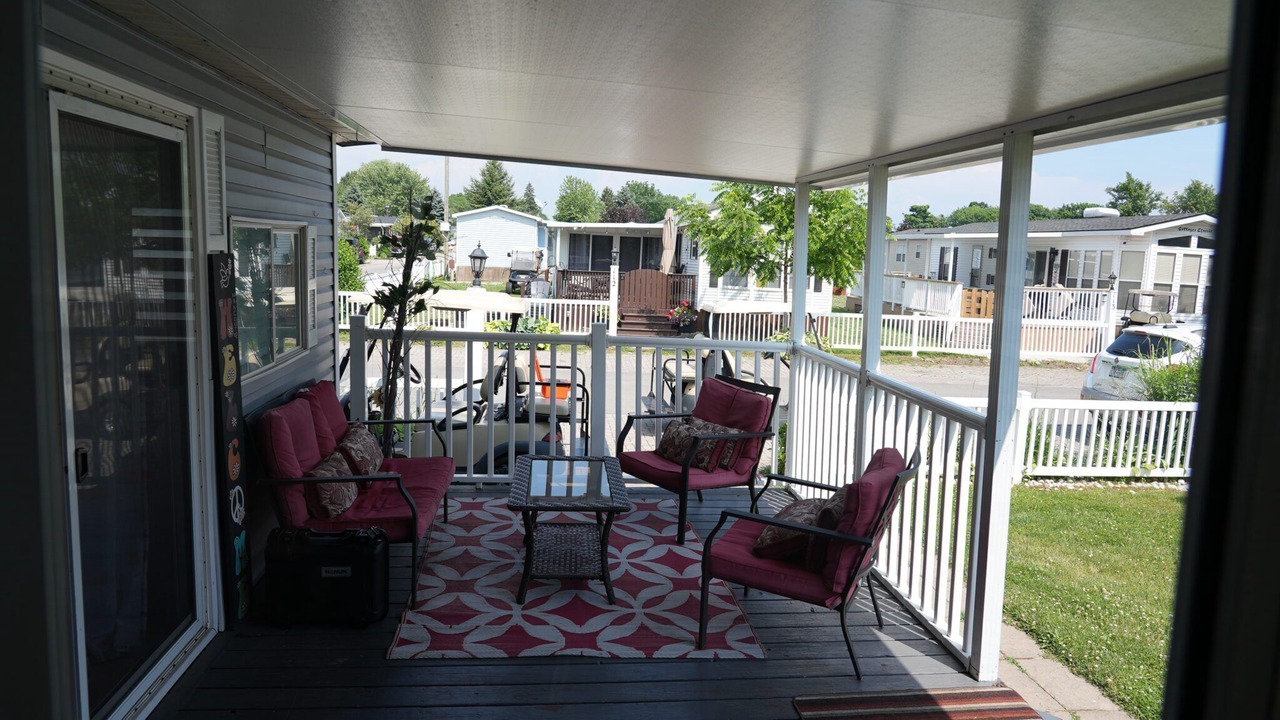 Photo of Patio Balcony in Sherkston