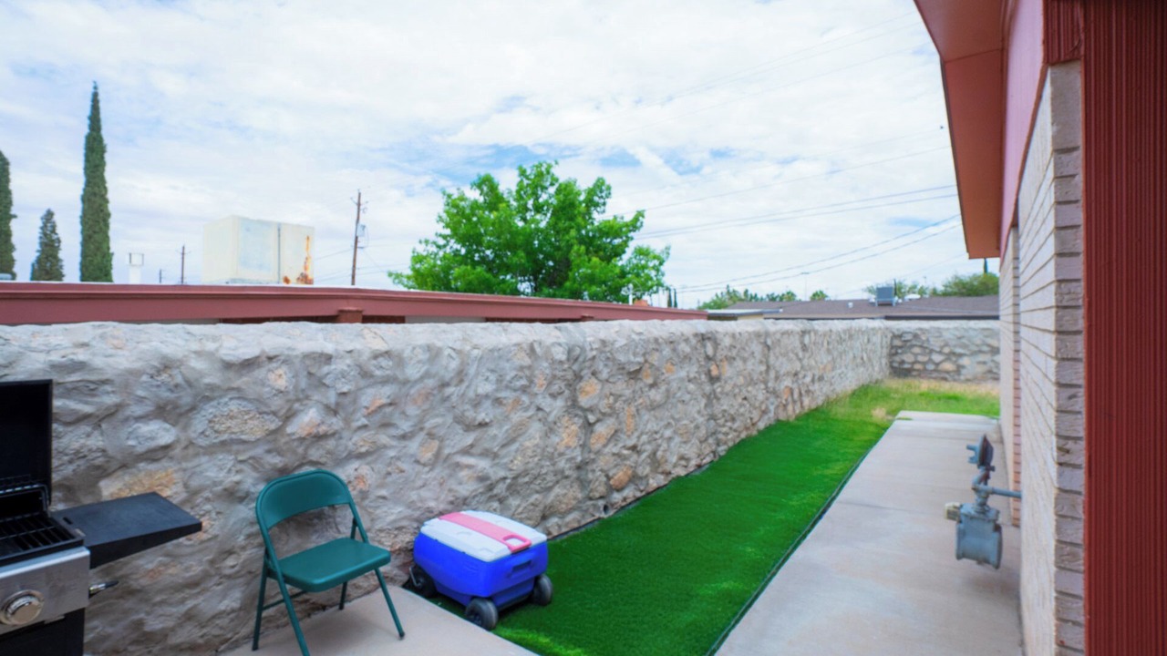 Photo of Outdoor in Biggs Field