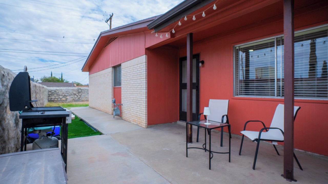 Photo of Patio Balcony in Biggs Field