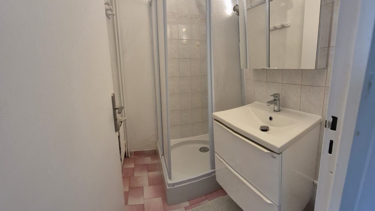 Photo of Bathroom in Roseraie - Orgemont