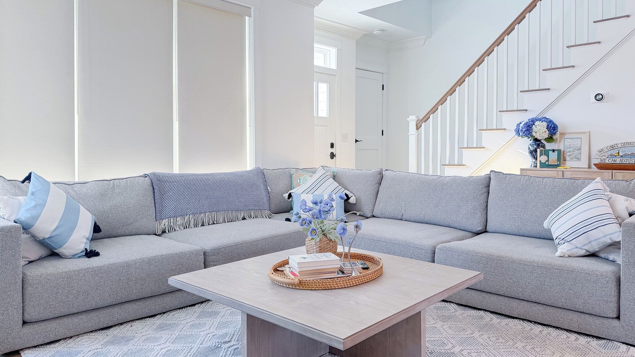 Photo of Livingroom in Falmouth Heights