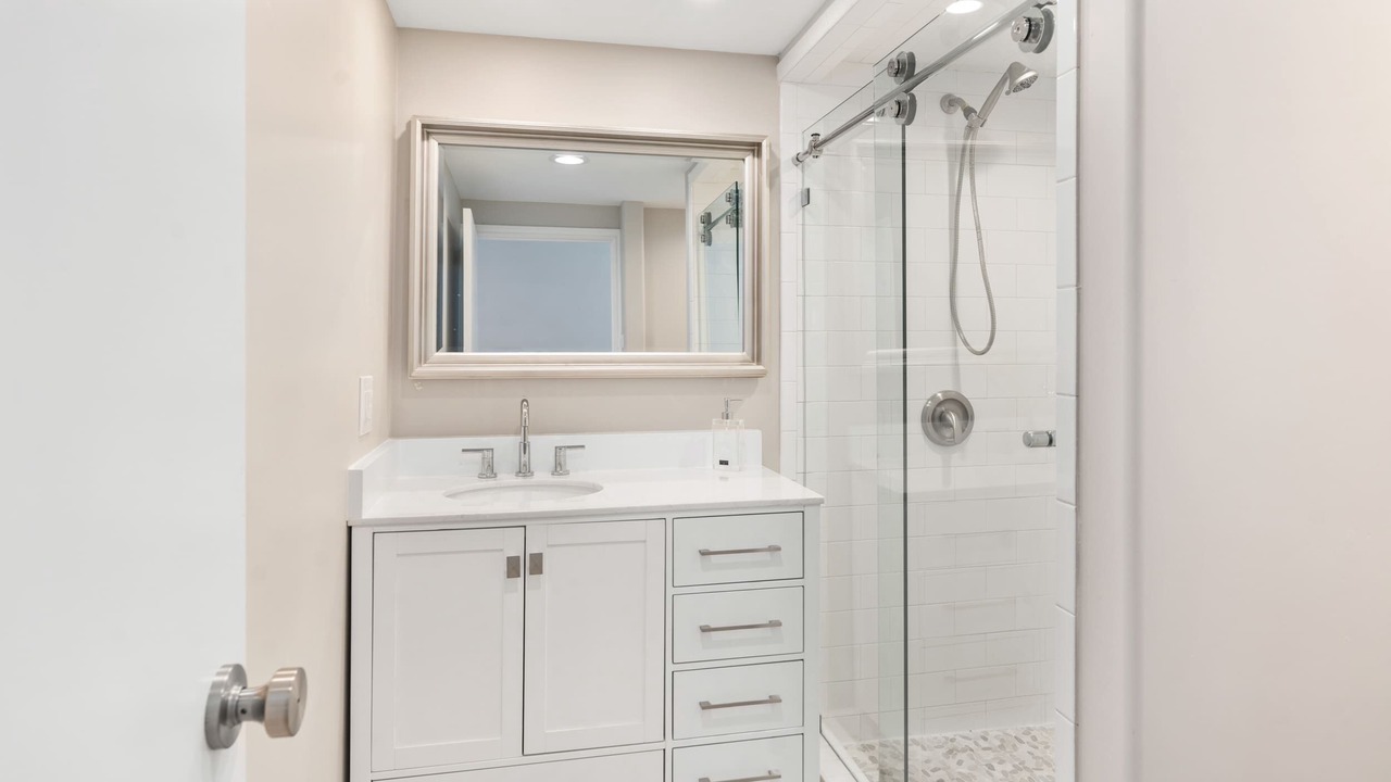 Photo of Bathroom in Tool