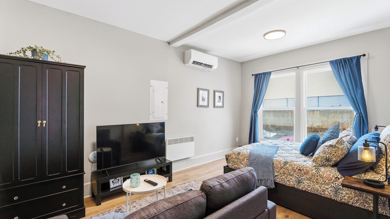 Photo of Livingroom in Windsor