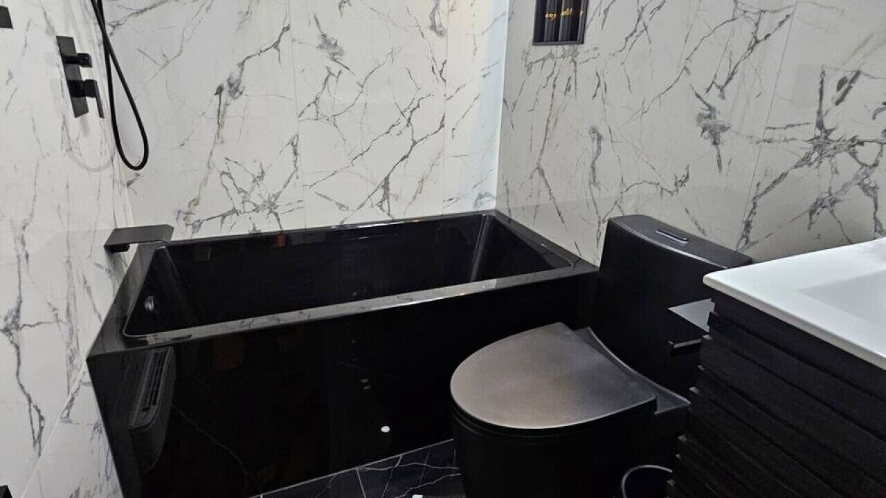 Photo of Bathroom in Pierrefonds-Roxboro