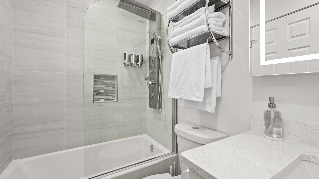 Photo of Bathroom in Garfield