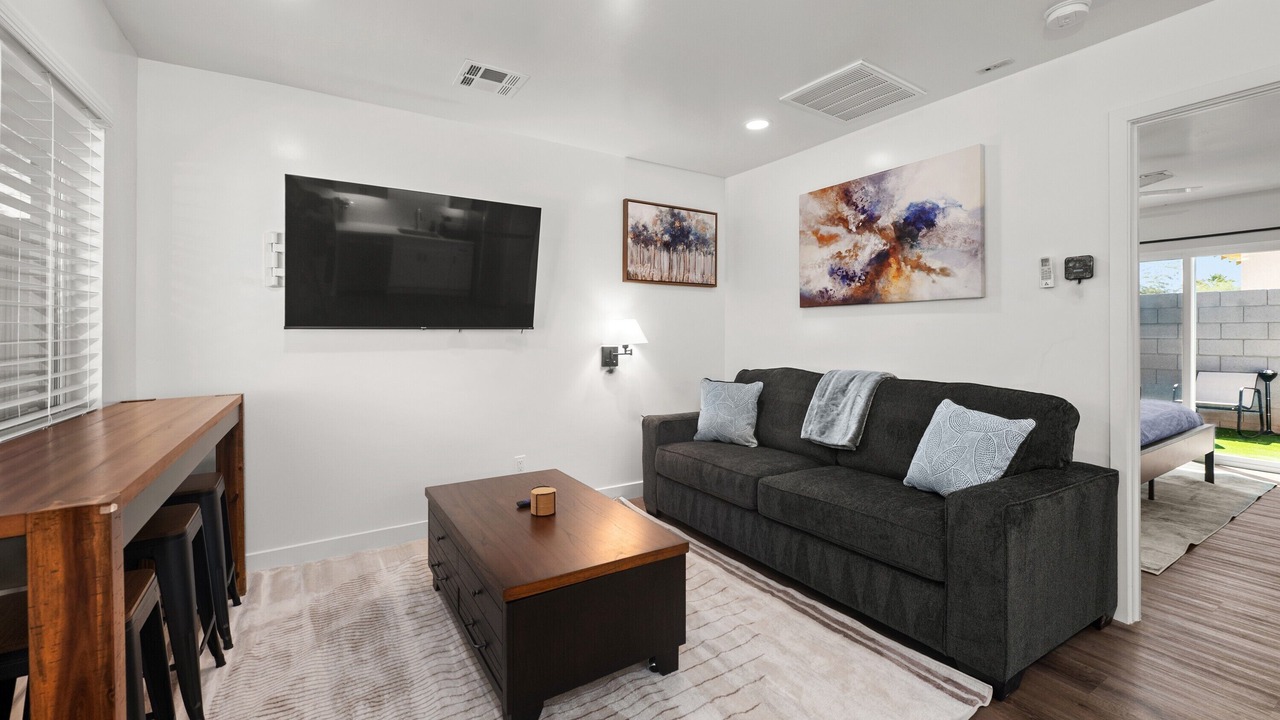 Photo of Livingroom in Garfield