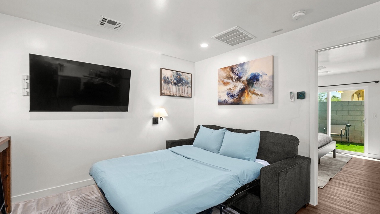 Photo of Bedroom in Garfield