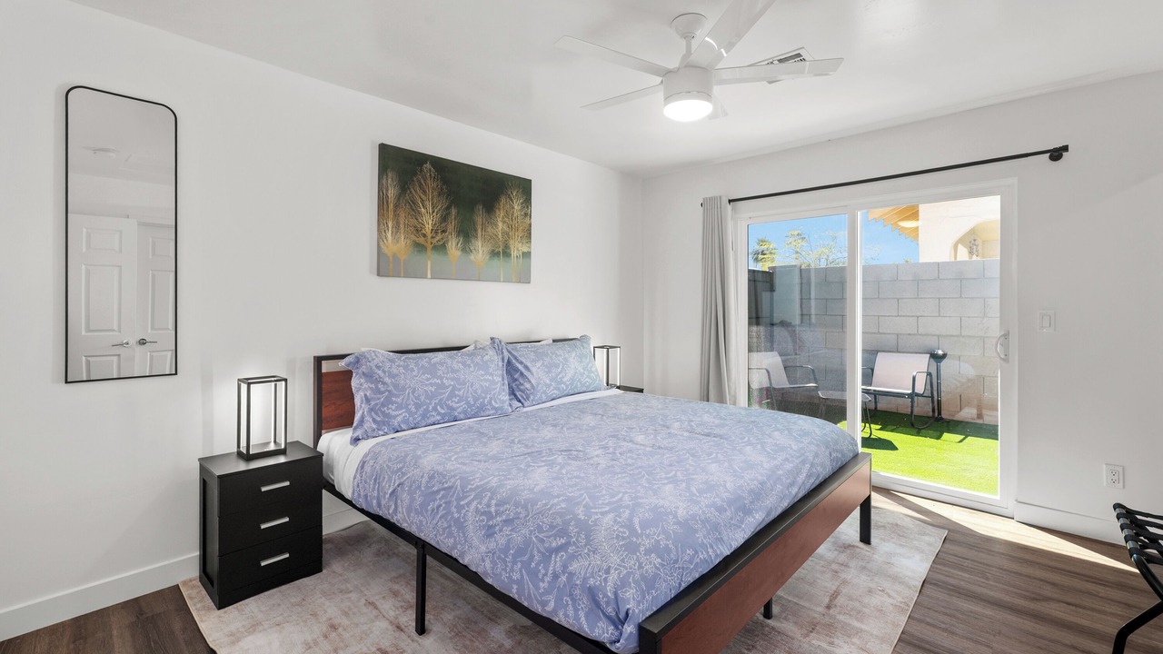 Photo of Bedroom in Garfield