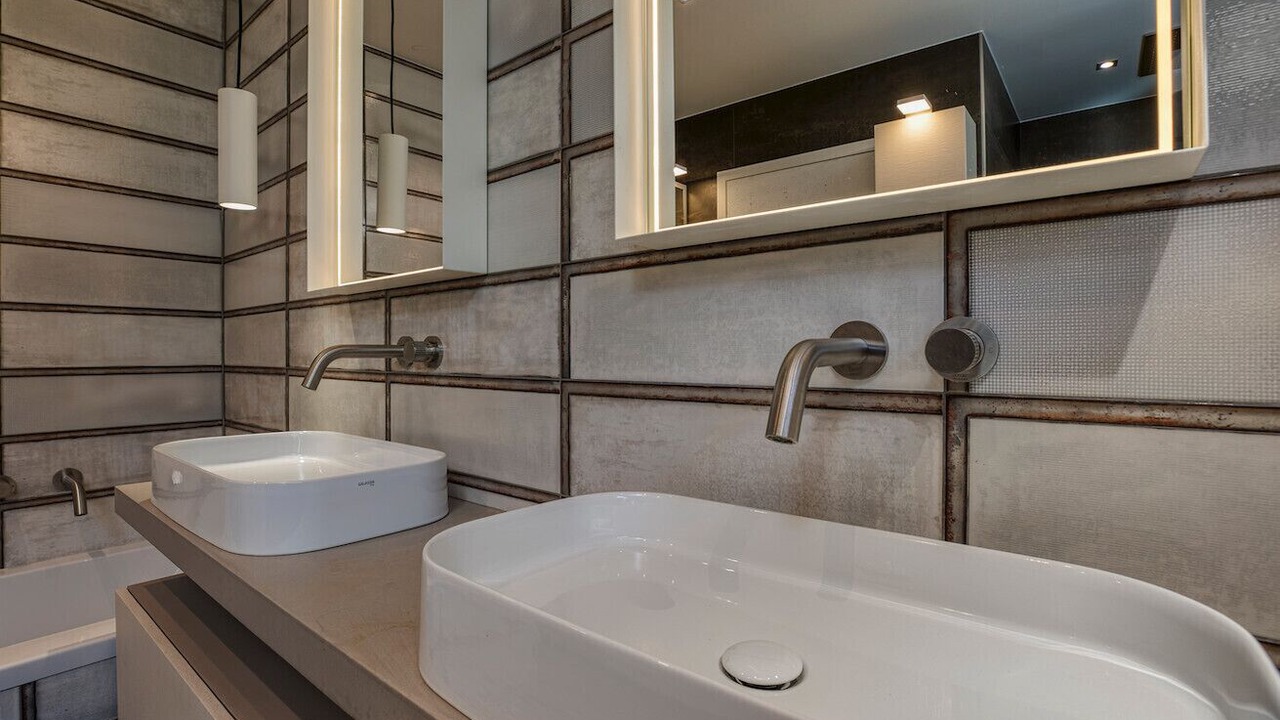 Photo of Bathroom in Menthon-Saint-Bernard
