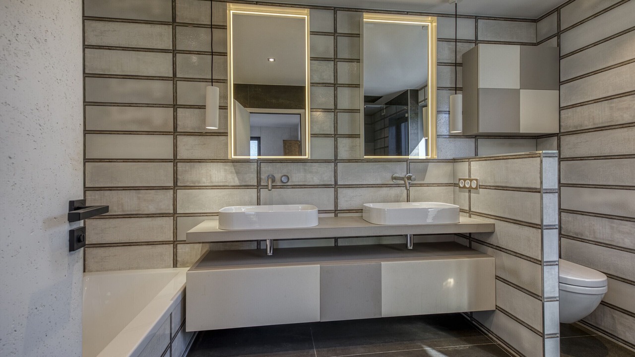 Photo of Bathroom in Menthon-Saint-Bernard