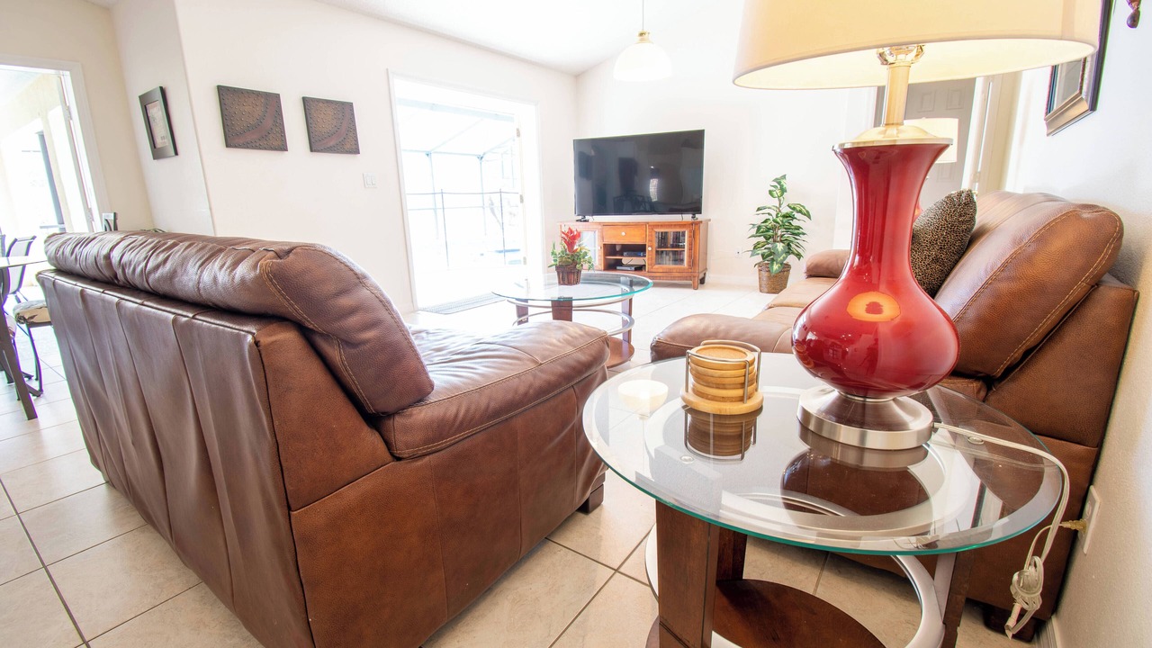 Photo of Livingroom in Orange Tree