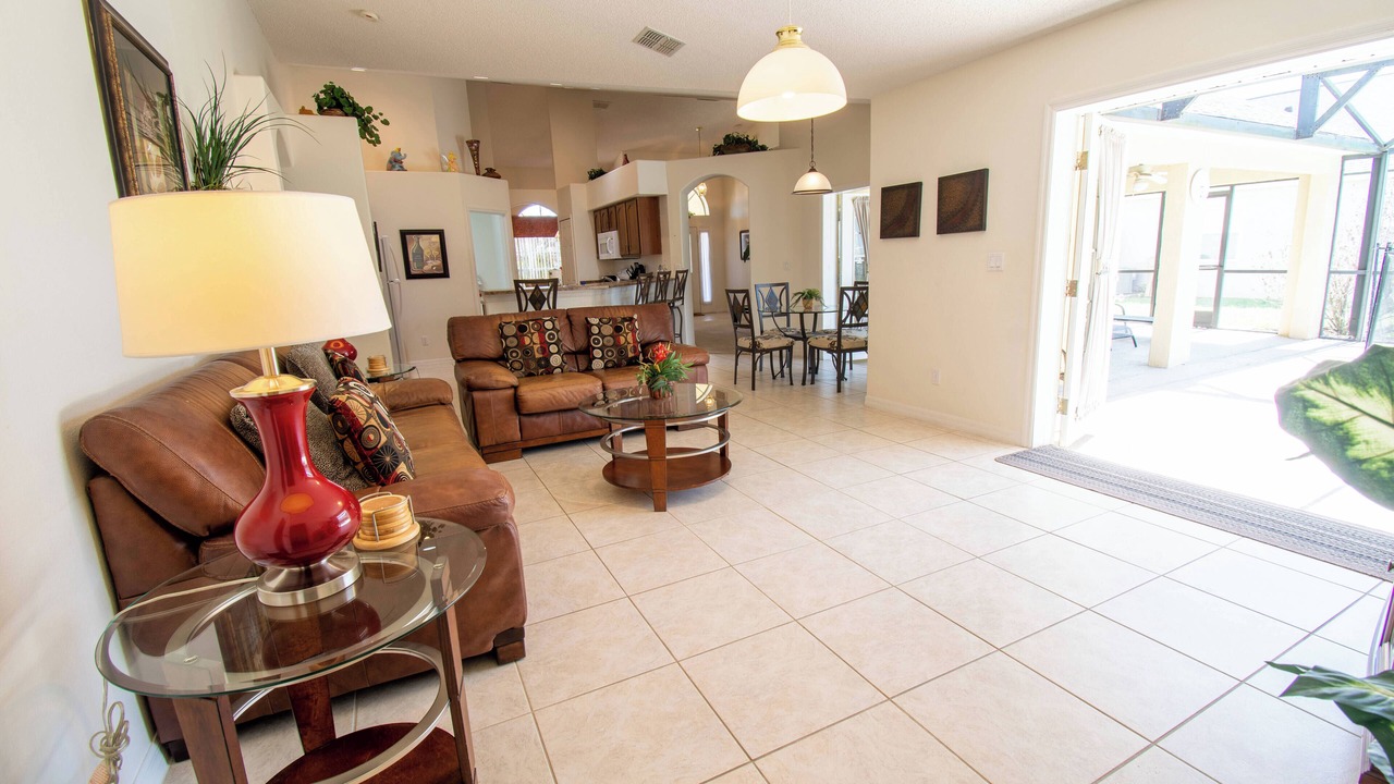 Photo of Livingroom in Orange Tree