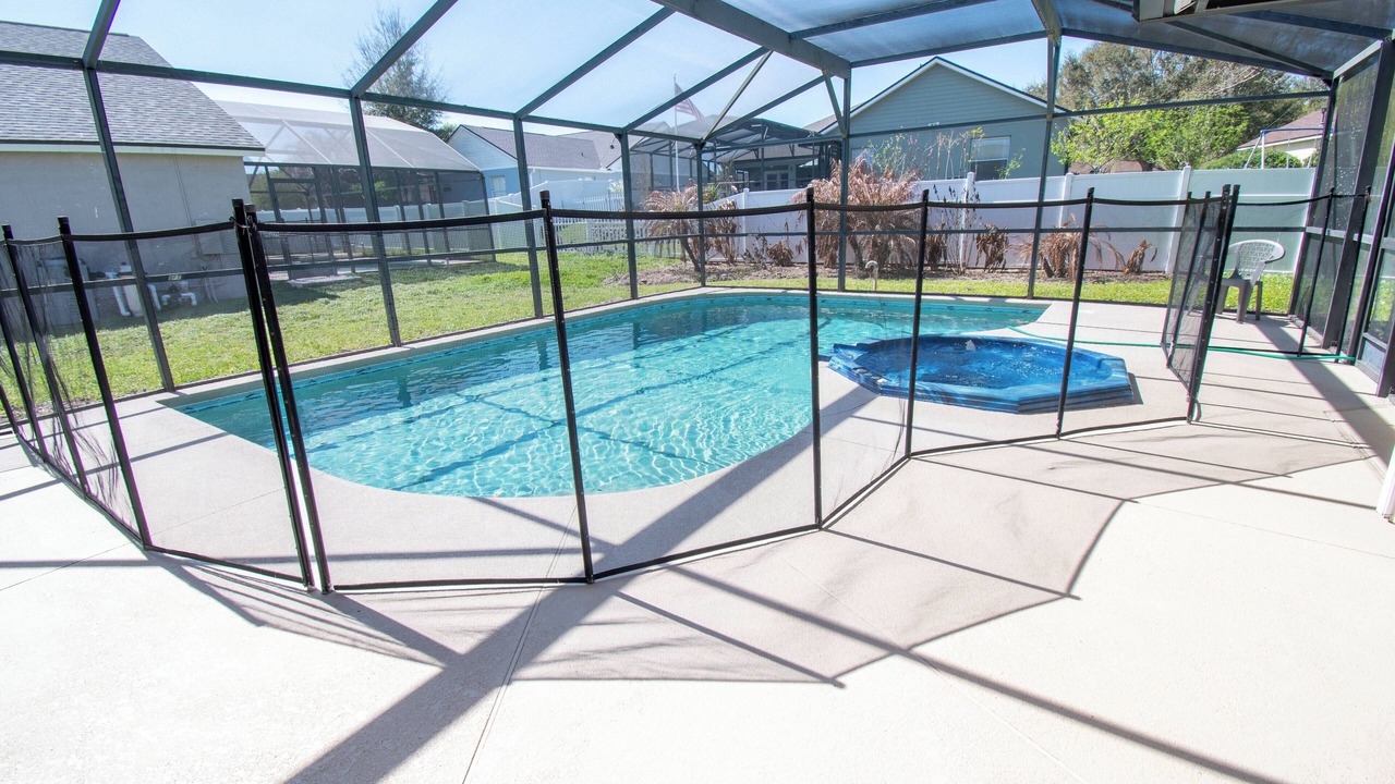 Photo of Outdoor in Orange Tree