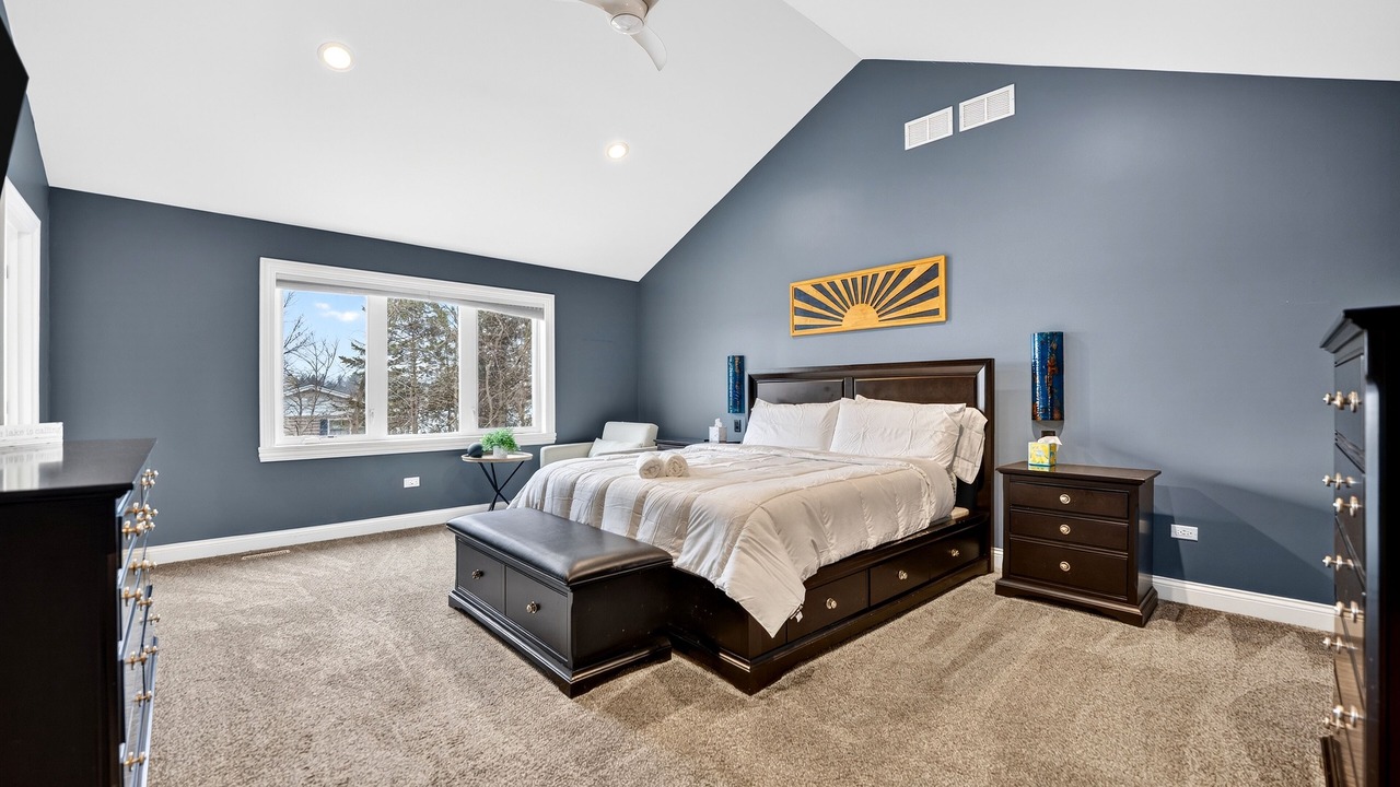 Photo of Bedroom in Channel Lake