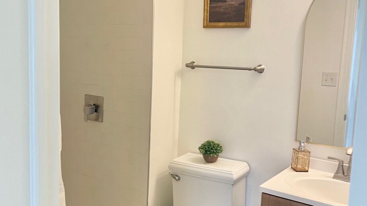 Photo of Bathroom in Aurora Highlands