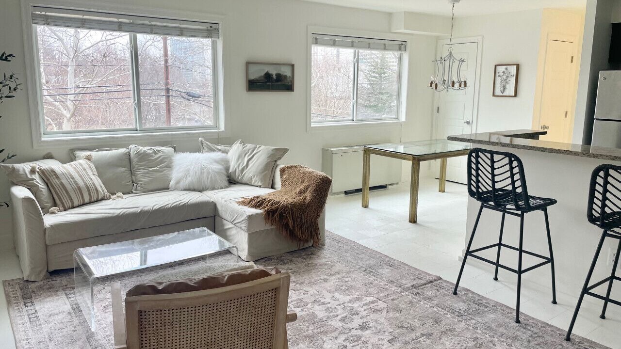 Photo of Livingroom in Aurora Highlands