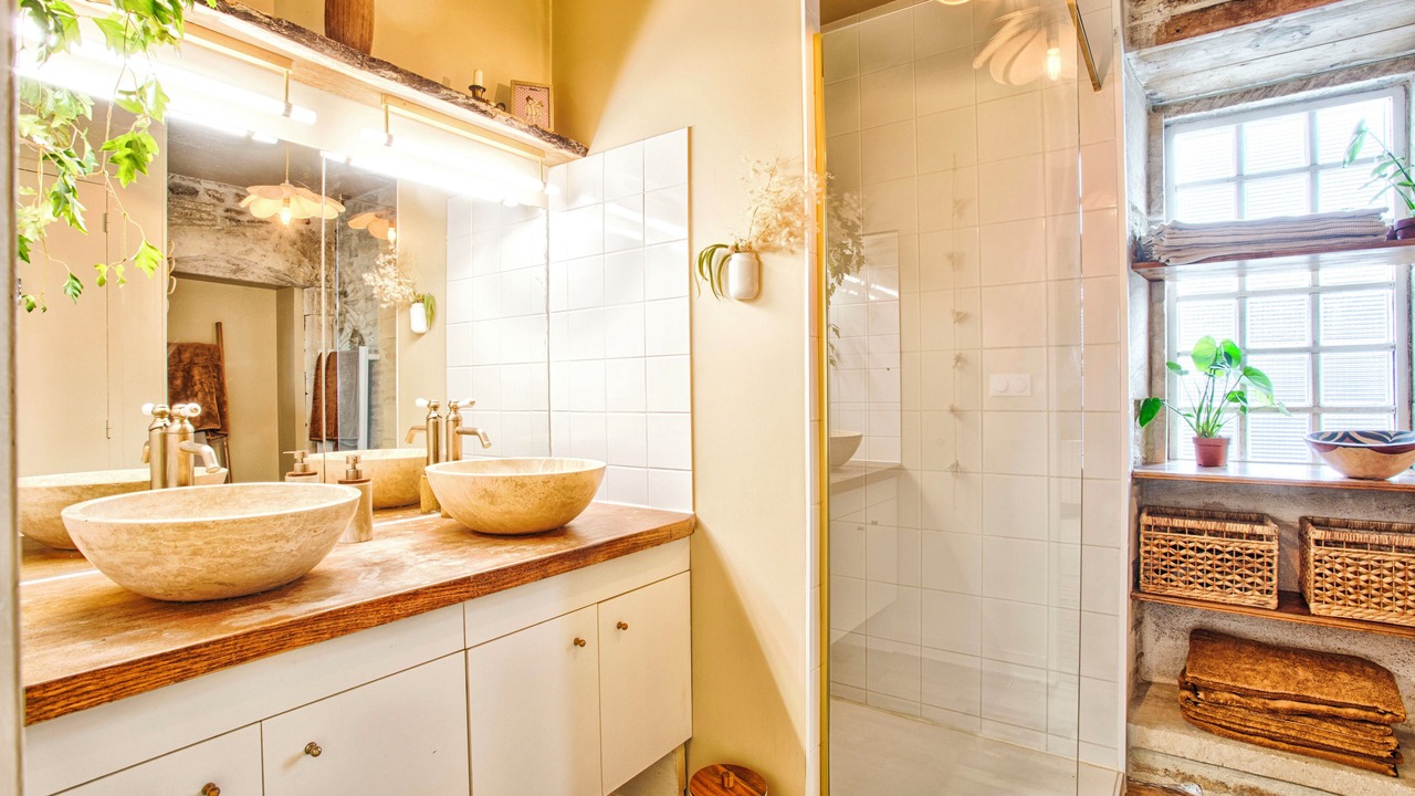 Photo of Bathroom in Courseulles-sur-Mer