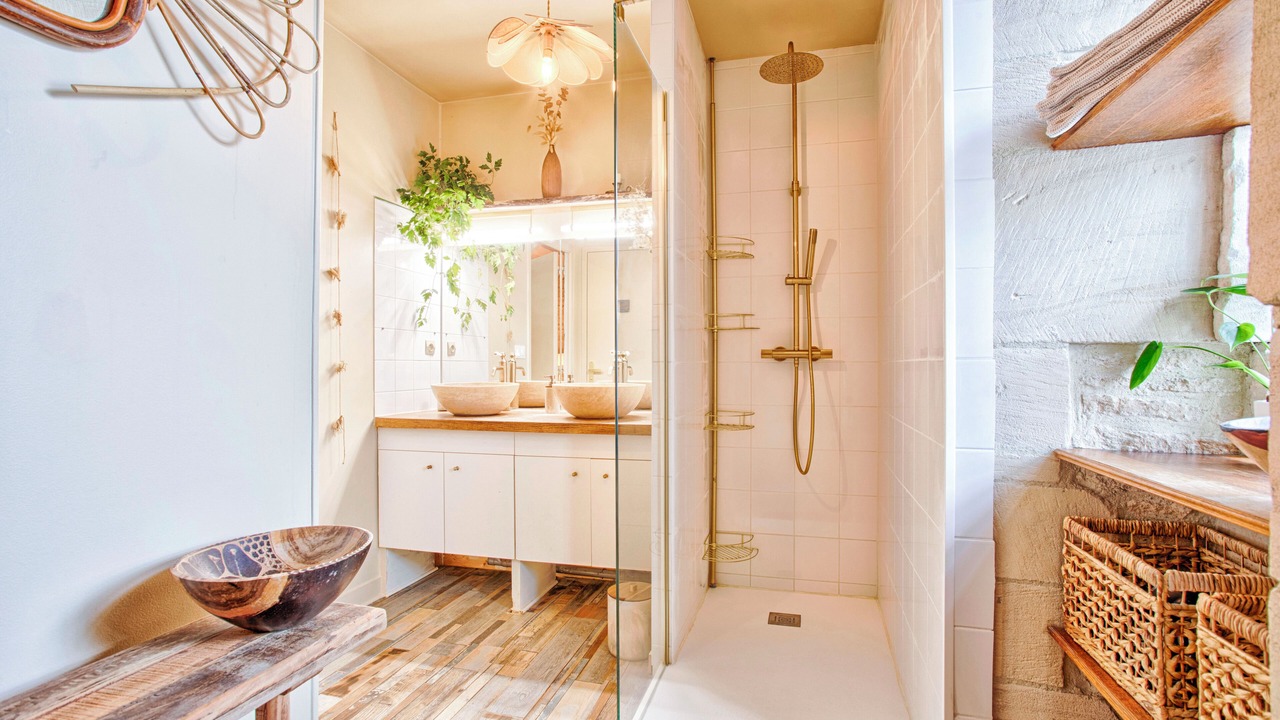 Photo of Bathroom in Courseulles-sur-Mer