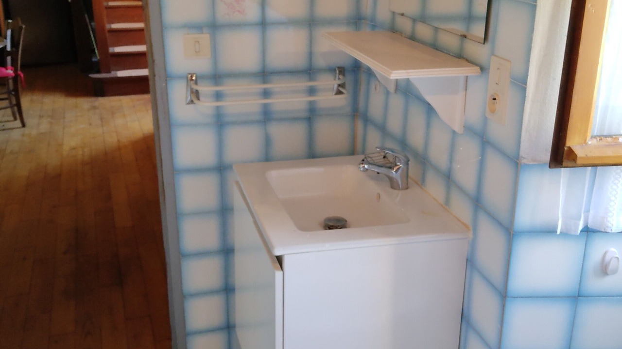 Photo of Bathroom in Corn
