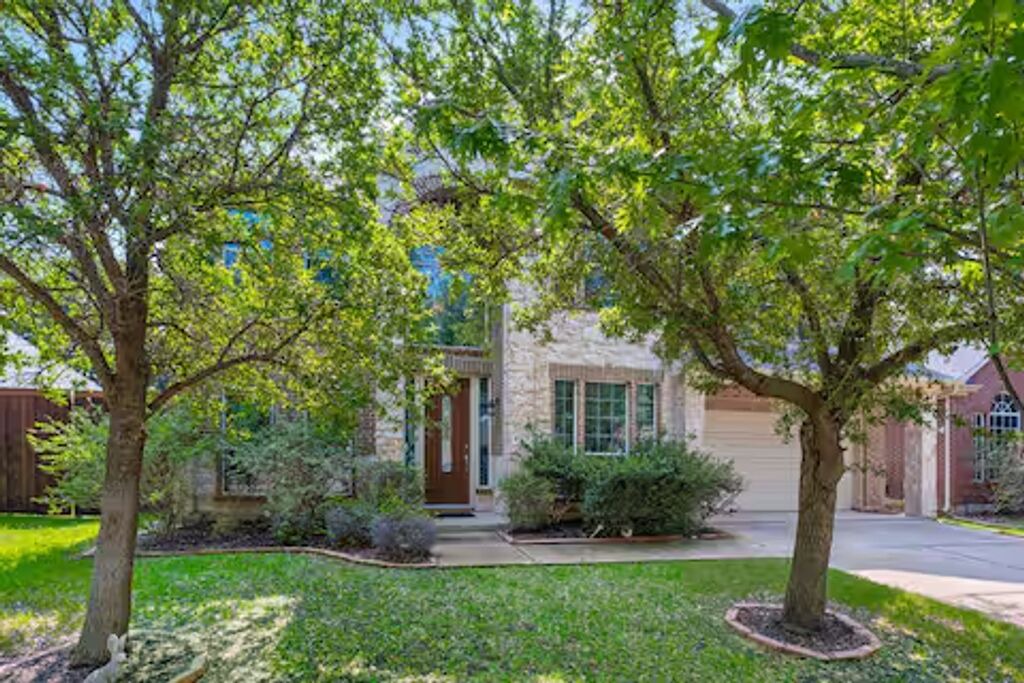 Photo of Outdoor in Denton