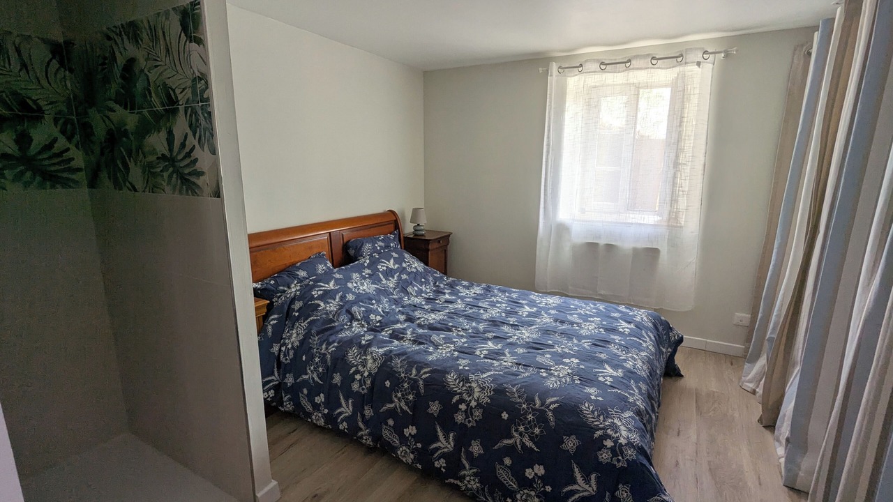 Photo of Bedroom in Savigny-Levescault