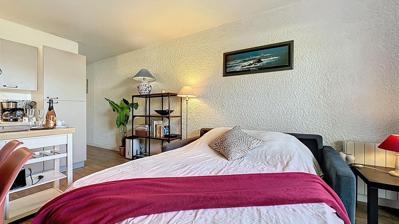 Photo of Livingroom in Saint-Michel-Chef-Chef