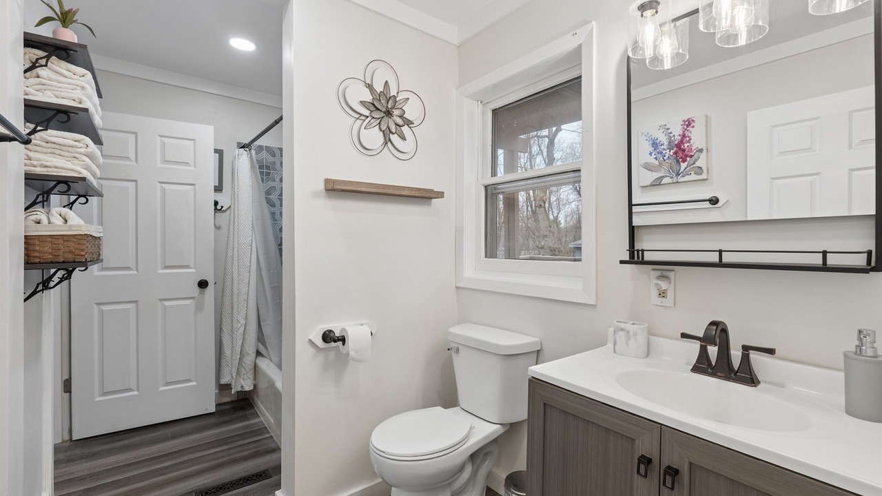 Photo of Bathroom in South Como
