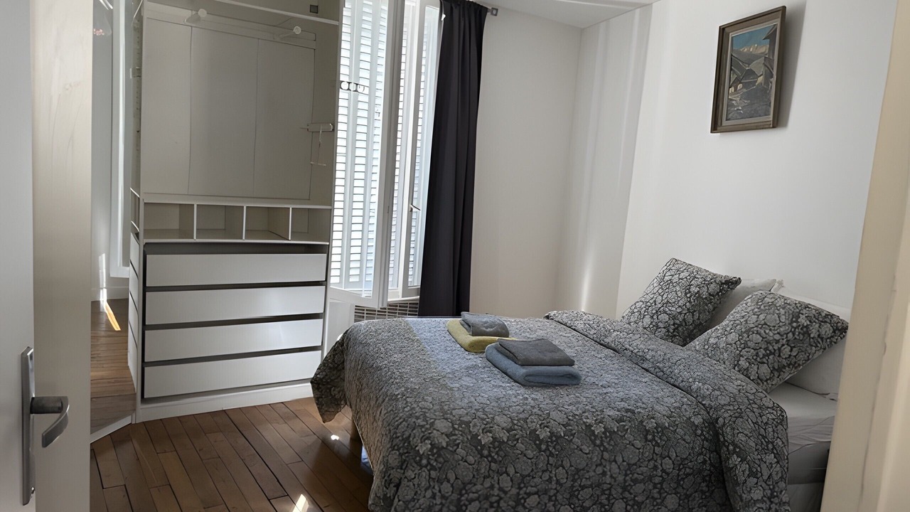 Photo of Bedroom in Drancy Centre